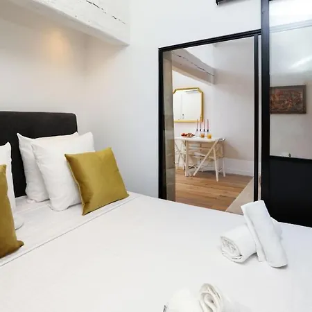 Le Palais D'alienor - Parking Gratuit